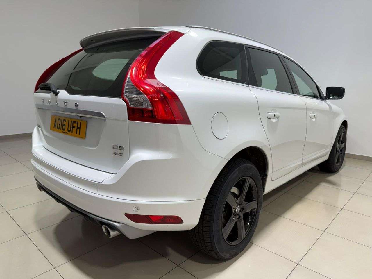 2016 VOLVO XC60 2016 VOLVO XC60