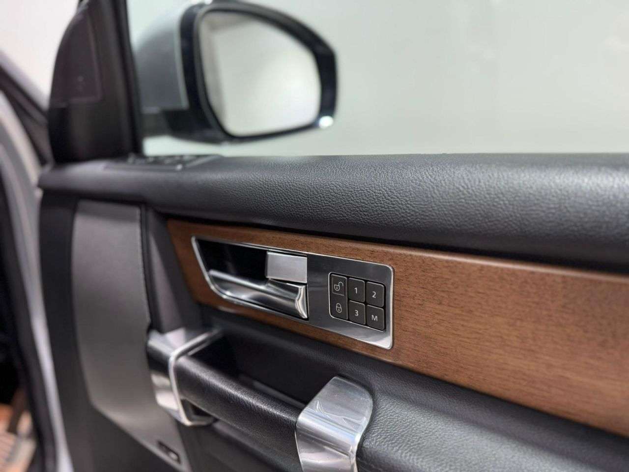 2015 LAND ROVER DISCOVERY 4 2015 LAND ROVER DISCOVERY 4