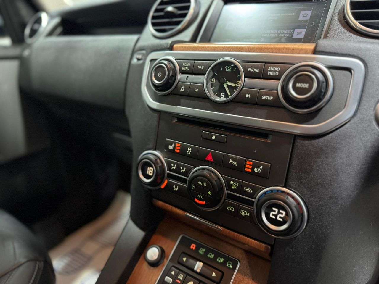 2015 LAND ROVER DISCOVERY 4 2015 LAND ROVER DISCOVERY 4