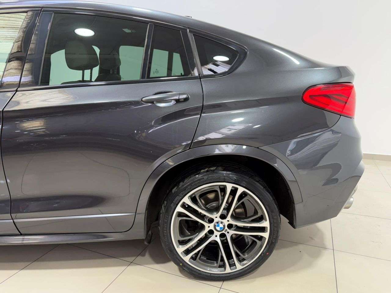 2017 BMW X4 2017 BMW X4