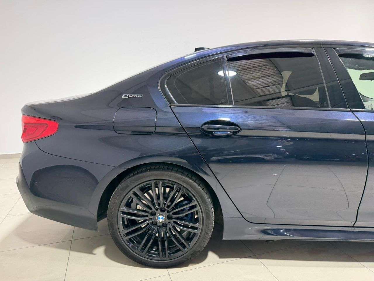 2019 BMW 5 SERIES 2019 BMW 5 SERIES