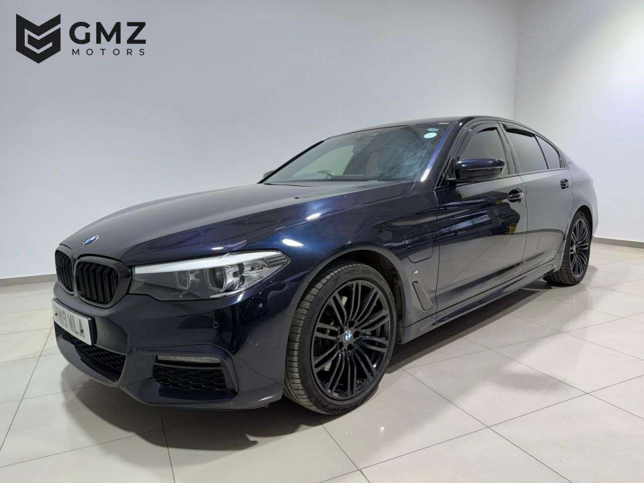 A 2019 BMW 5 SERIES 2.0 530e 9.2kWh M Sport Saloon 4dr Petrol Plug-in Hybrid Auto Euro 6 (s/s) A 2019 BMW 5 SERIES 2.0 530e 9.2kWh M Sport Saloon 4dr Petrol Plug-in Hybrid Auto Euro 6 (s/s)