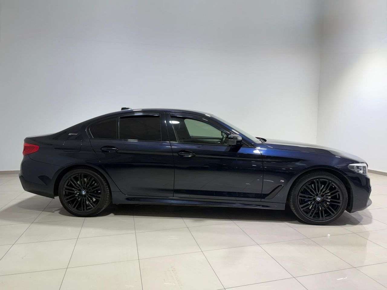 2019 BMW 5 SERIES 2019 BMW 5 SERIES