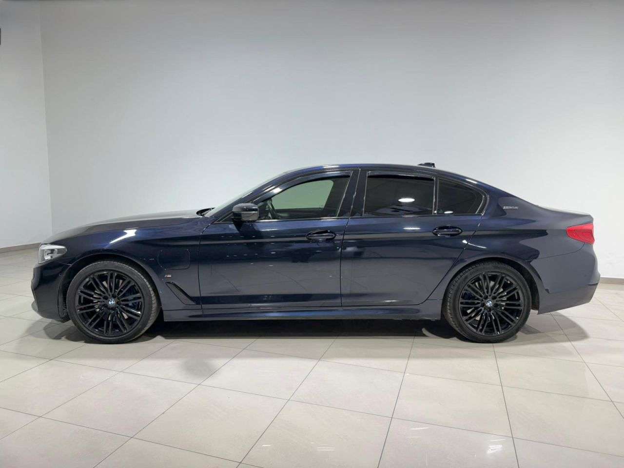 2019 BMW 5 SERIES 2019 BMW 5 SERIES