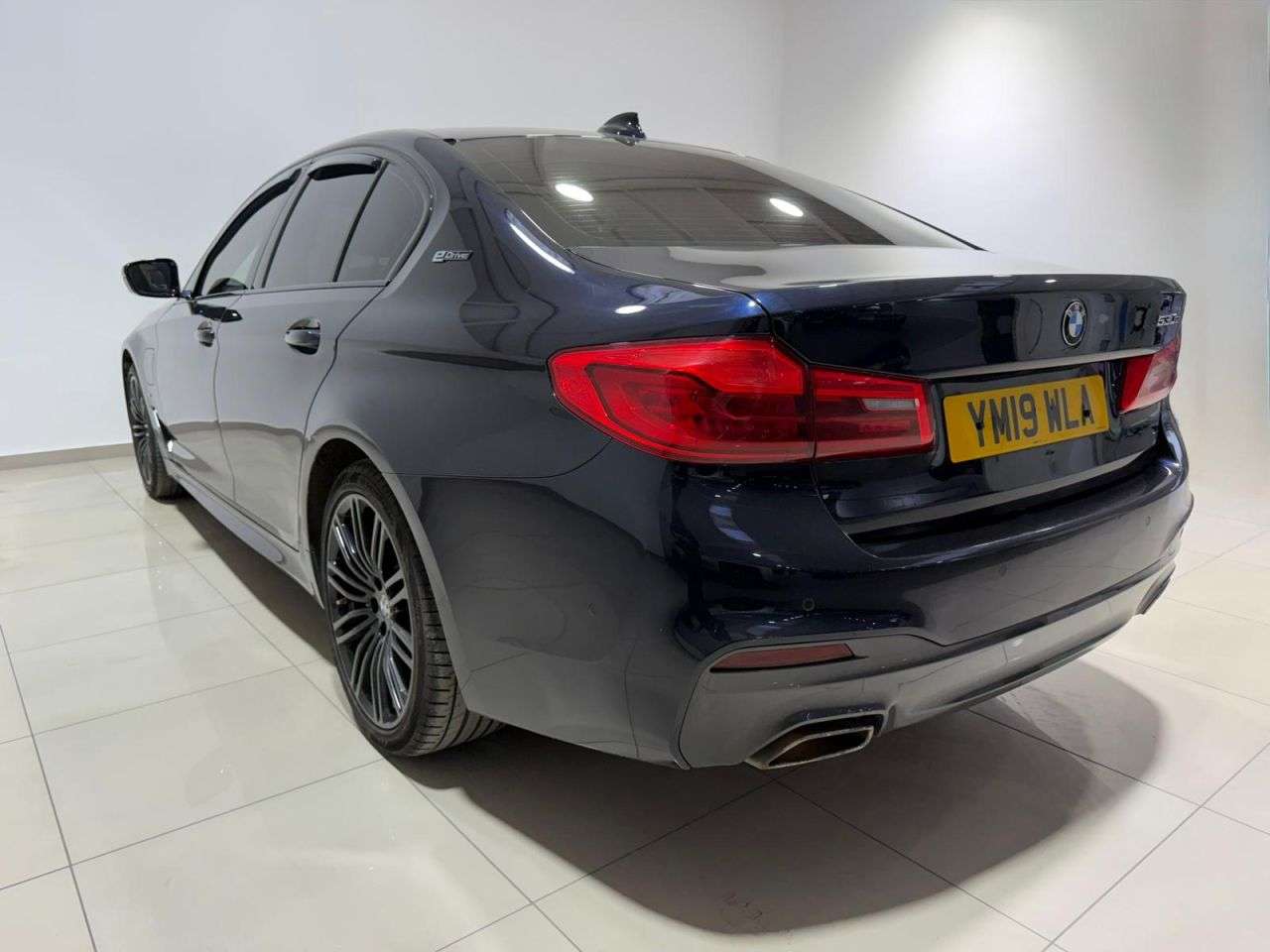 2019 BMW 5 SERIES 2019 BMW 5 SERIES