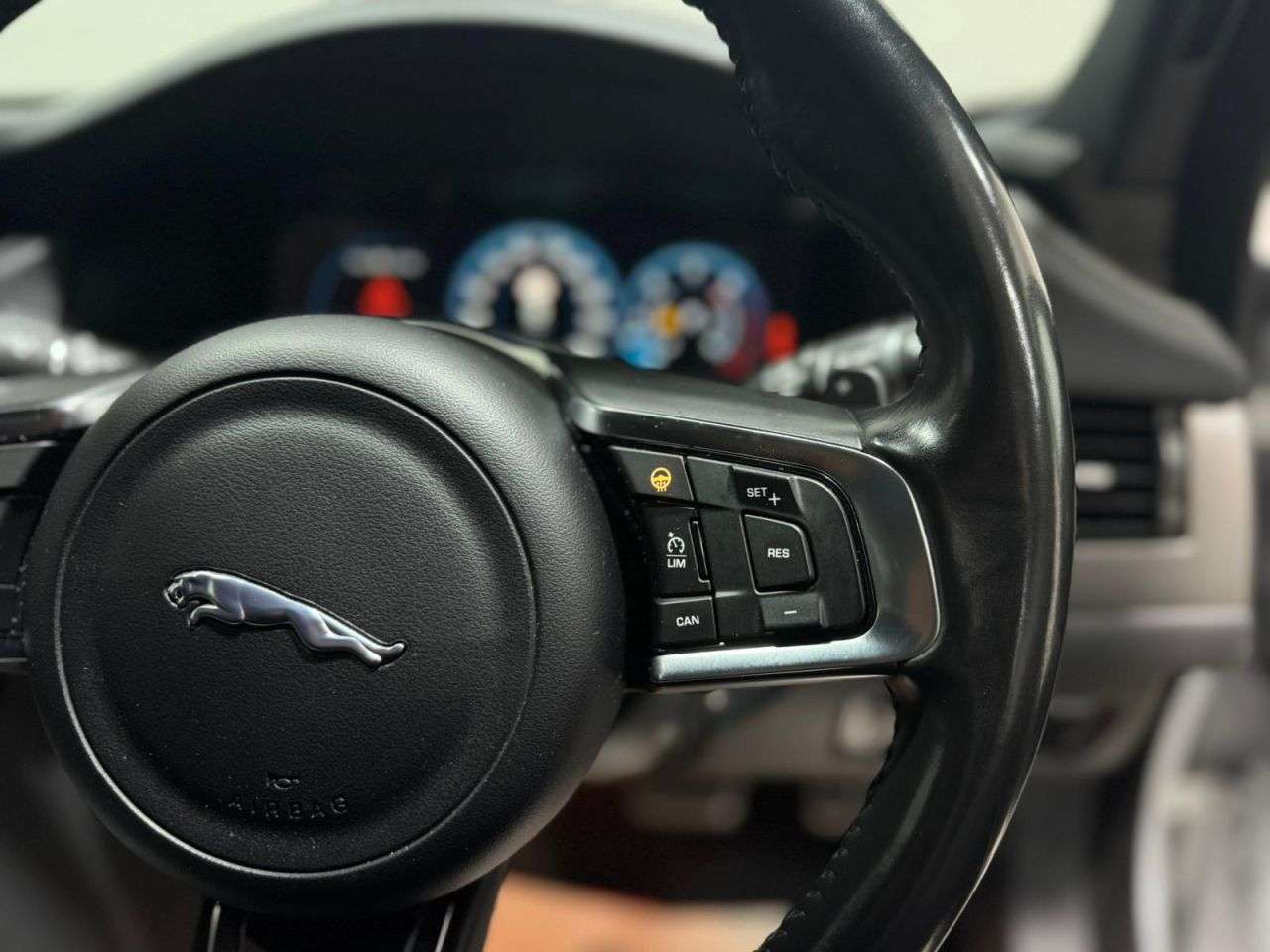 2016 JAGUAR XF 2016 JAGUAR XF