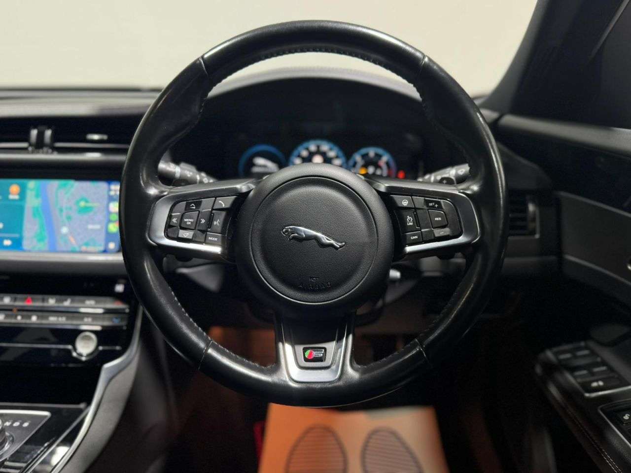 2016 JAGUAR XF 2016 JAGUAR XF