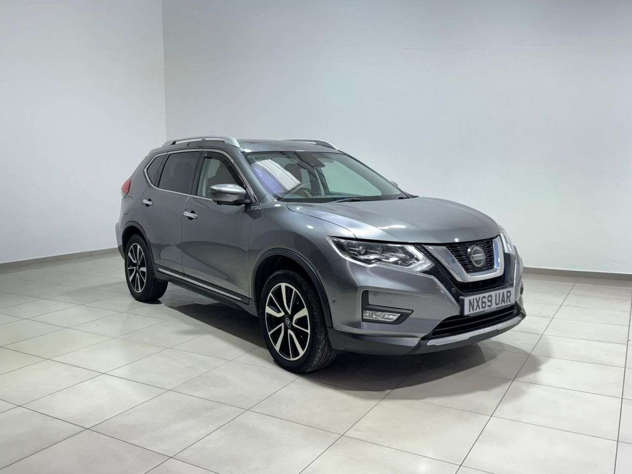 A 2019 NISSAN X-TRAIL 1.7 dCi Tekna SUV 5dr Diesel CVT Euro 6 (s/s) (150 ps) NATIONWIDE DELIVERY A 2019 NISSAN X-TRAIL 1.7 dCi Tekna SUV 5dr Diesel CVT Euro 6 (s/s) (150 ps) NATIONWIDE DELIVERY