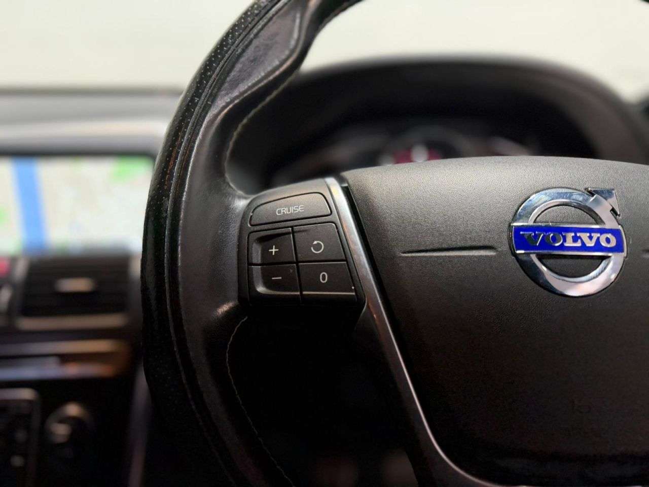 2015 VOLVO XC60 2015 VOLVO XC60