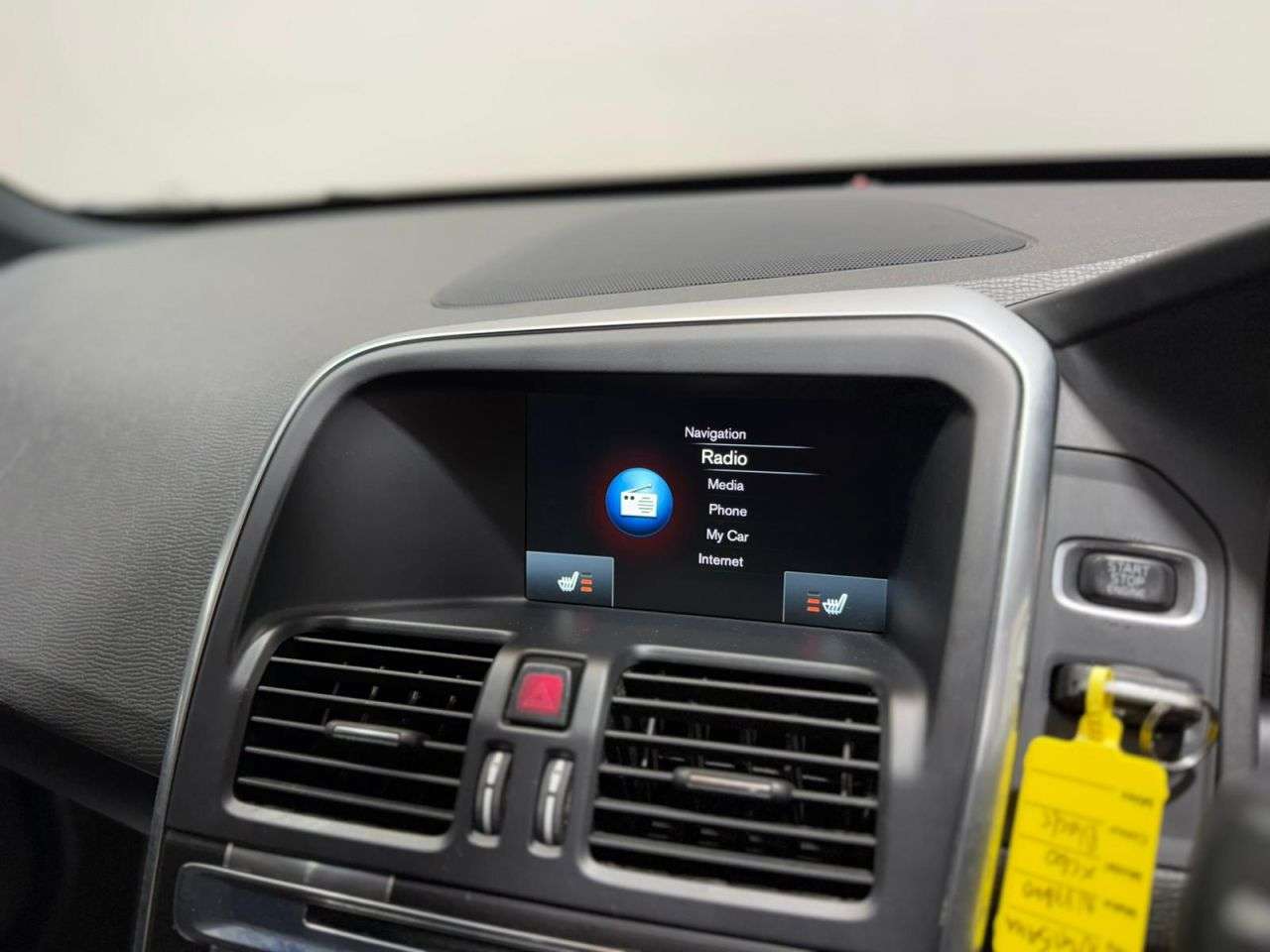 2015 VOLVO XC60 2015 VOLVO XC60