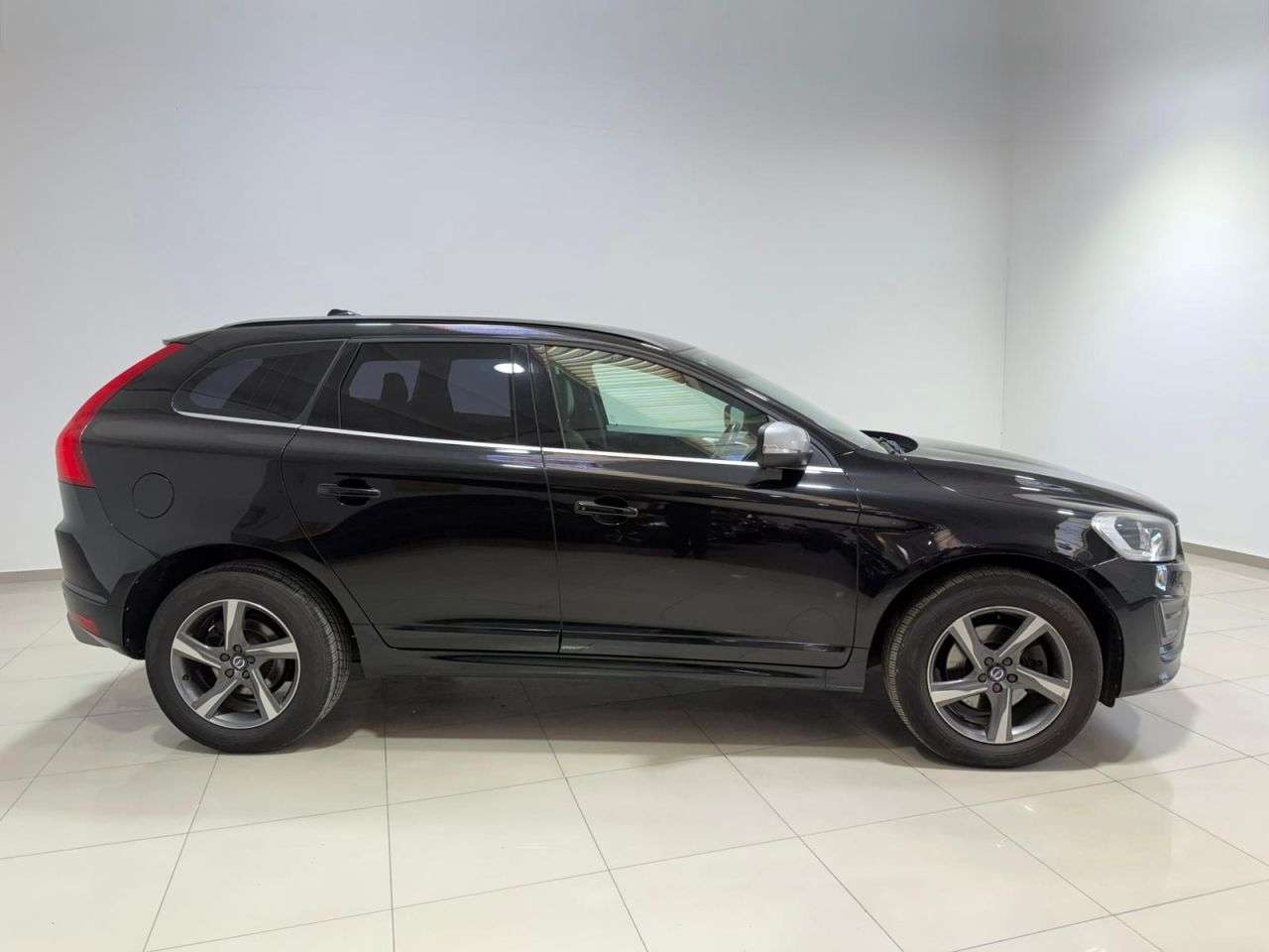 2015 VOLVO XC60 2015 VOLVO XC60