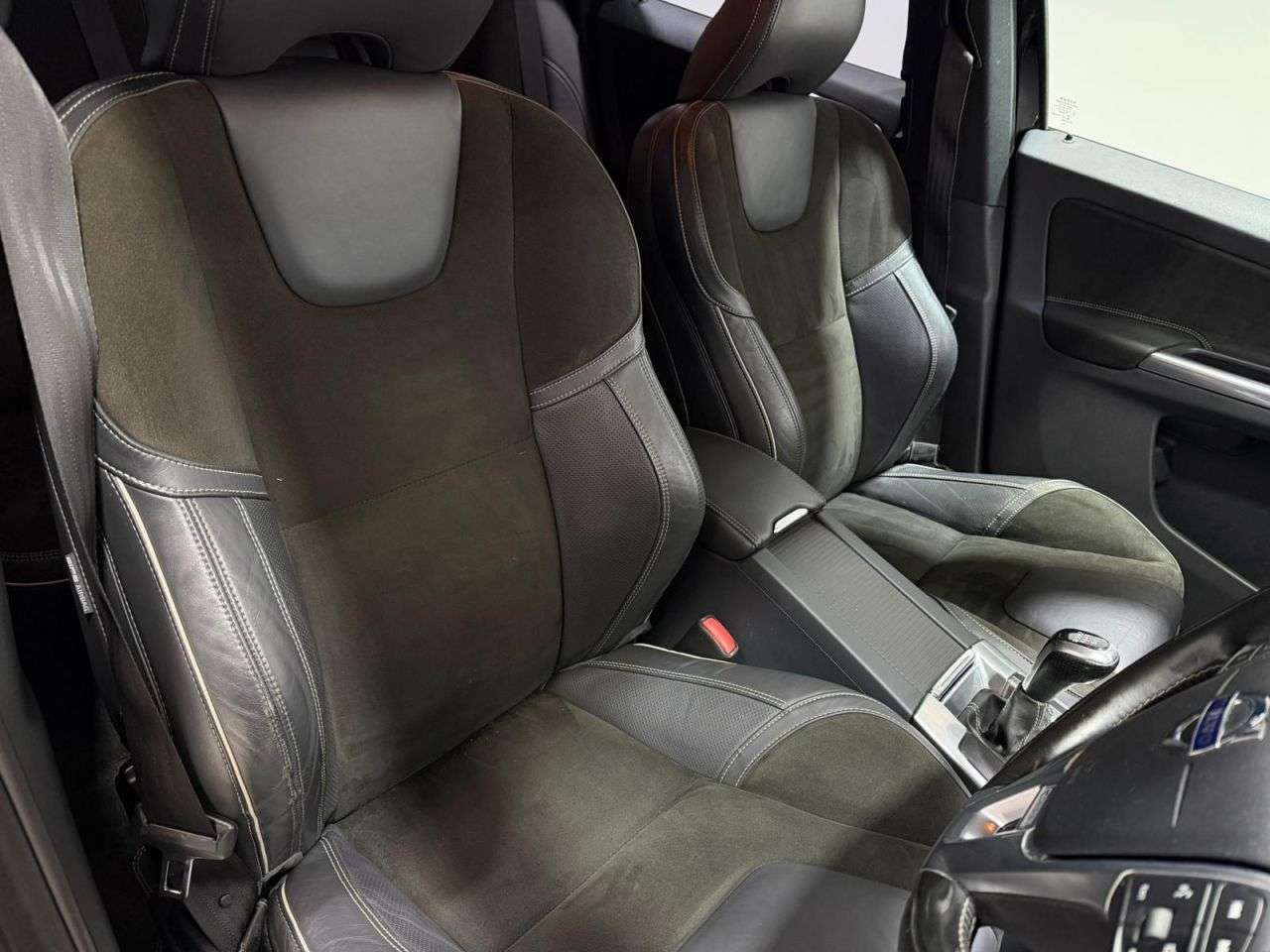 2015 VOLVO XC60 2015 VOLVO XC60