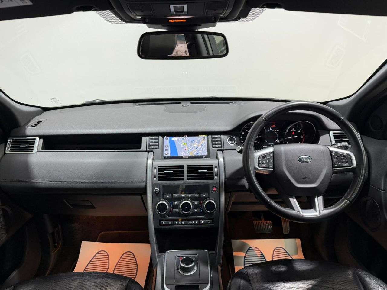 A 2019 LAND ROVER DISCOVERY SPORT 2.0 TD4 Landmark SUV 5dr Diesel Auto 4WD Euro 6 (s/s) (180 ps) NATIONWIDE D A 2019 LAND ROVER DISCOVERY SPORT 2.0 TD4 Landmark SUV 5dr Diesel Auto 4WD Euro 6 (s/s) (180 ps) NATIONWIDE D