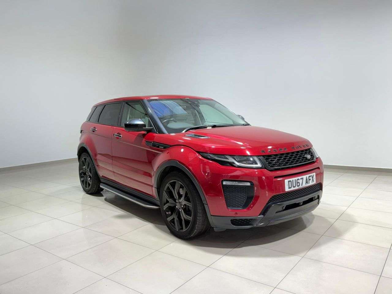 A 2017 LAND ROVER RANGE ROVER EVOQUE 2.0 SD4 Autobiography SUV 5dr Diesel Auto 4WD Euro 6 (s/s) (240 ps) NATIONW A 2017 LAND ROVER RANGE ROVER EVOQUE 2.0 SD4 Autobiography SUV 5dr Diesel Auto 4WD Euro 6 (s/s) (240 ps) NATIONW