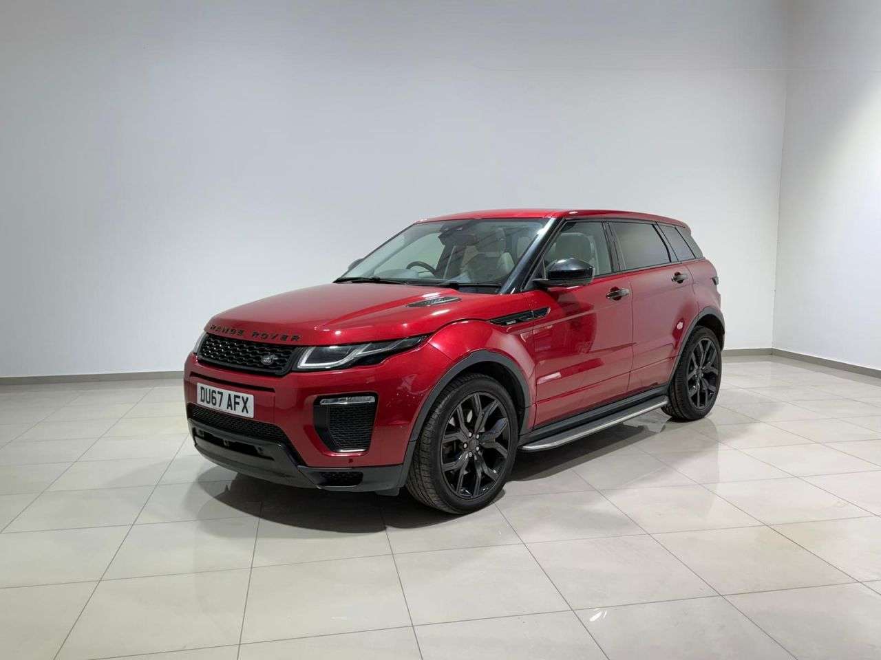A 2017 LAND ROVER RANGE ROVER EVOQUE 2.0 SD4 Autobiography SUV 5dr Diesel Auto 4WD Euro 6 (s/s) (240 ps) NATIONW A 2017 LAND ROVER RANGE ROVER EVOQUE 2.0 SD4 Autobiography SUV 5dr Diesel Auto 4WD Euro 6 (s/s) (240 ps) NATIONW