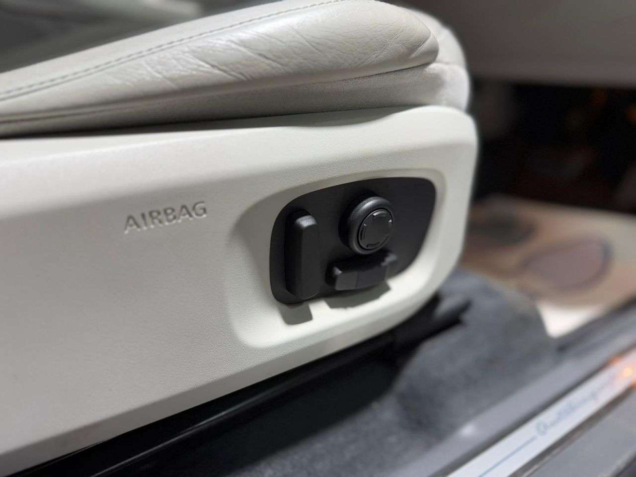 2017 LAND ROVER RANGE ROVER EVOQUE 2017 LAND ROVER RANGE ROVER EVOQUE