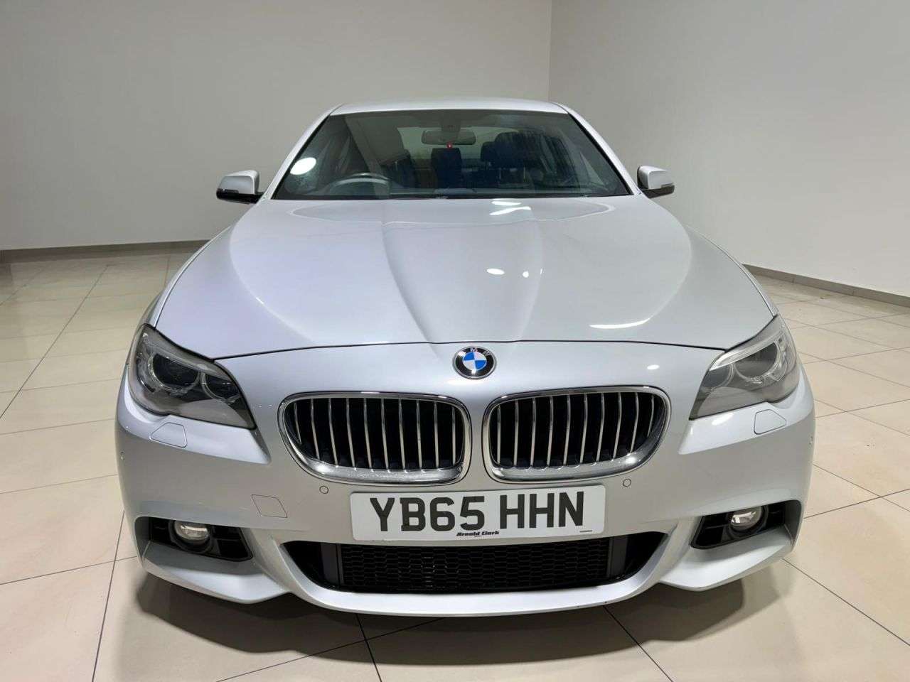 A 2015 BMW 5 SERIES 2.0 520d M Sport Saloon 4dr Diesel Auto Euro 6 (s/s) (190 ps) NATIONWIDE DE A 2015 BMW 5 SERIES 2.0 520d M Sport Saloon 4dr Diesel Auto Euro 6 (s/s) (190 ps) NATIONWIDE DE