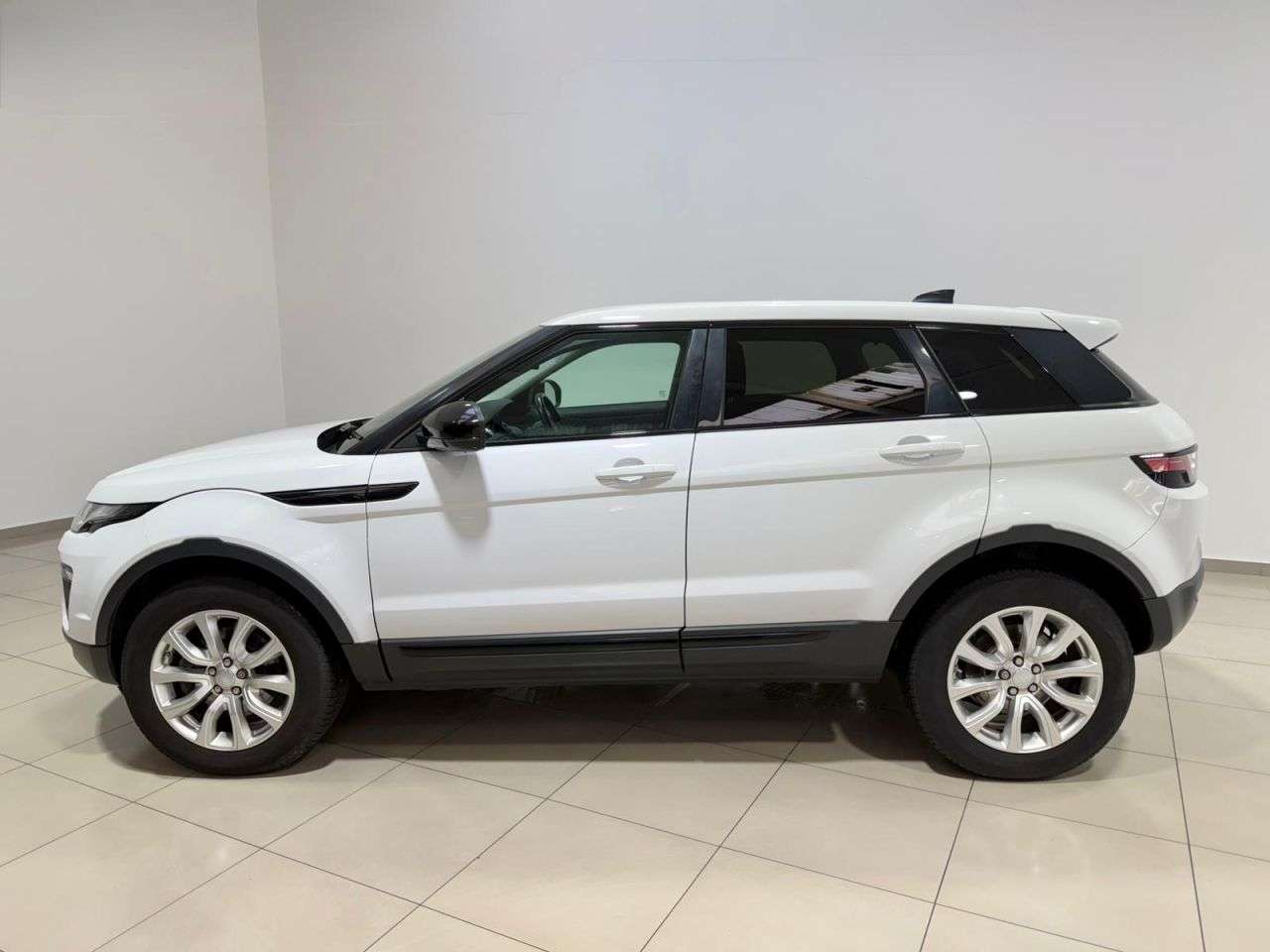 2017 LAND ROVER RANGE ROVER EVOQUE 2017 LAND ROVER RANGE ROVER EVOQUE
