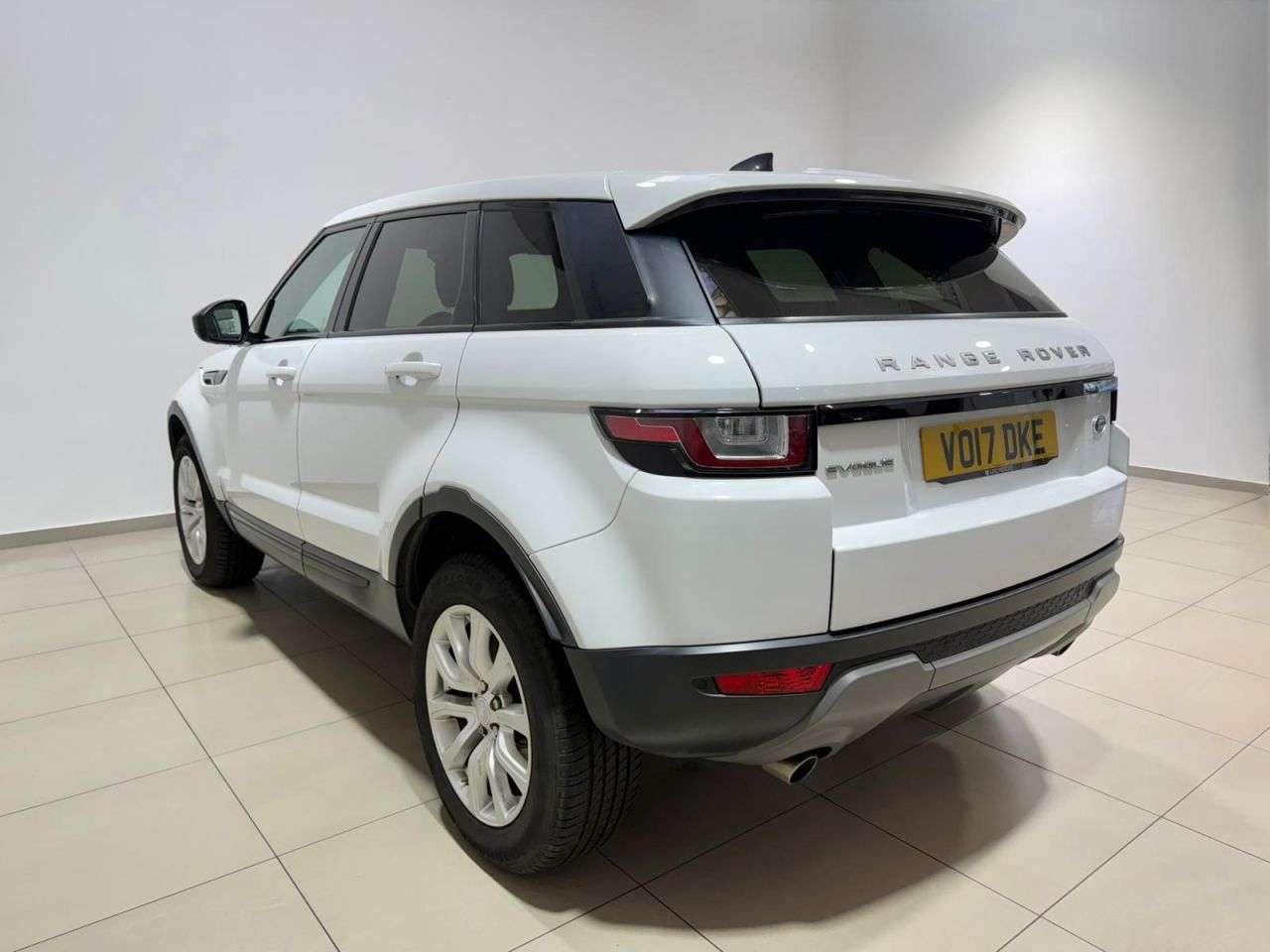 2017 LAND ROVER RANGE ROVER EVOQUE 2017 LAND ROVER RANGE ROVER EVOQUE
