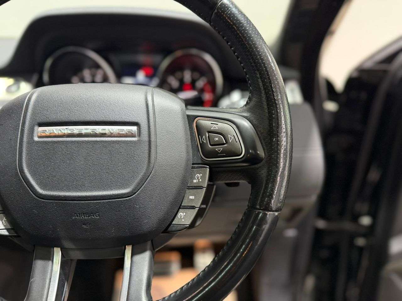 2018 LAND ROVER RANGE ROVER EVOQUE 2018 LAND ROVER RANGE ROVER EVOQUE