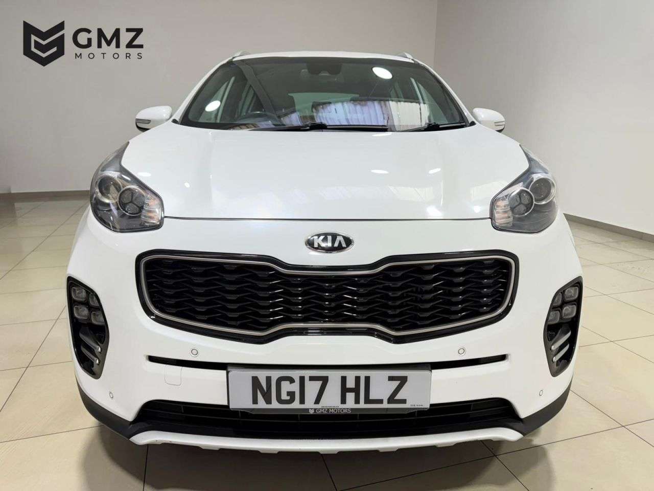 A 2017 KIA SPORTAGE 2.0 CRDi GT-Line SUV 5dr Diesel Manual AWD Euro 6 (134 bhp) NATIONWIDE DELI A 2017 KIA SPORTAGE 2.0 CRDi GT-Line SUV 5dr Diesel Manual AWD Euro 6 (134 bhp) NATIONWIDE DELI