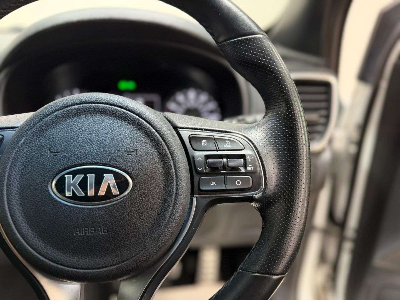 2017 KIA SPORTAGE 2017 KIA SPORTAGE