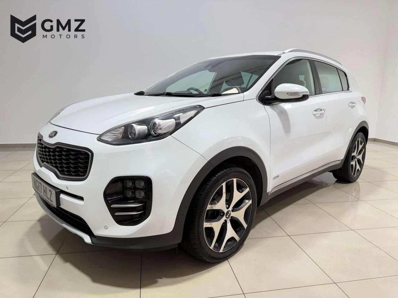 A 2017 KIA SPORTAGE 2.0 CRDi GT-Line SUV 5dr Diesel Manual AWD Euro 6 (134 bhp) NATIONWIDE DELI A 2017 KIA SPORTAGE 2.0 CRDi GT-Line SUV 5dr Diesel Manual AWD Euro 6 (134 bhp) NATIONWIDE DELI