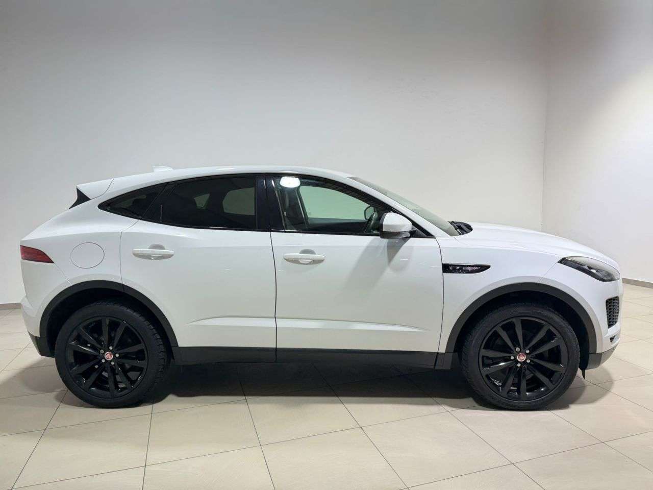 2018 JAGUAR E-PACE 2018 JAGUAR E-PACE