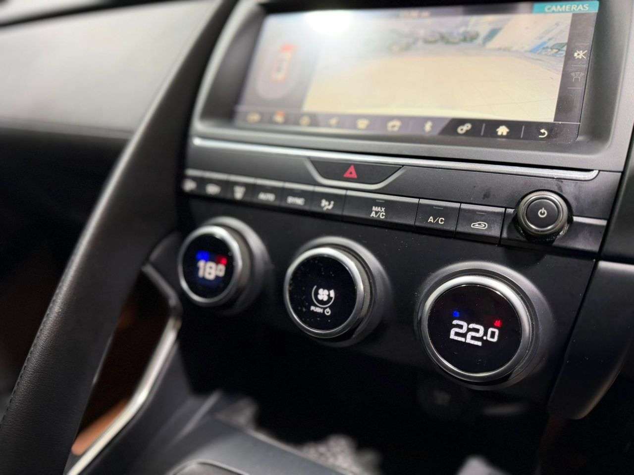 2018 JAGUAR E-PACE 2018 JAGUAR E-PACE