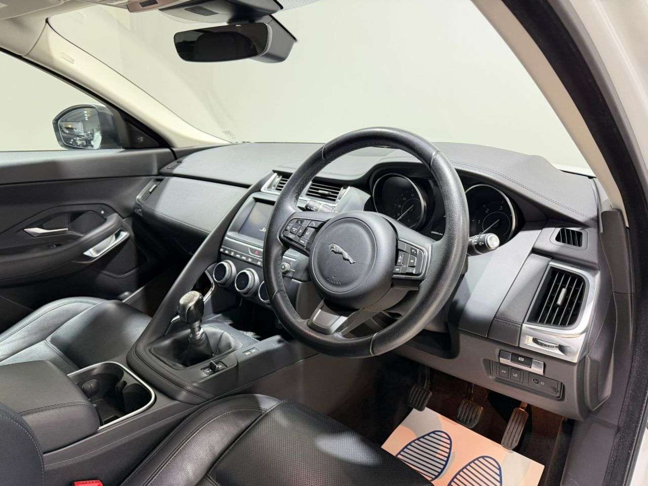 2018 JAGUAR E-PACE 2018 JAGUAR E-PACE