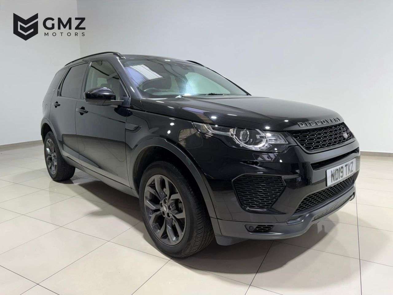 A 2019 LAND ROVER DISCOVERY SPORT 2.0 TD4 Landmark SUV 5dr Diesel Auto 4WD Euro 6 (s/s) (180 ps) NATIONWIDE D A 2019 LAND ROVER DISCOVERY SPORT 2.0 TD4 Landmark SUV 5dr Diesel Auto 4WD Euro 6 (s/s) (180 ps) NATIONWIDE D