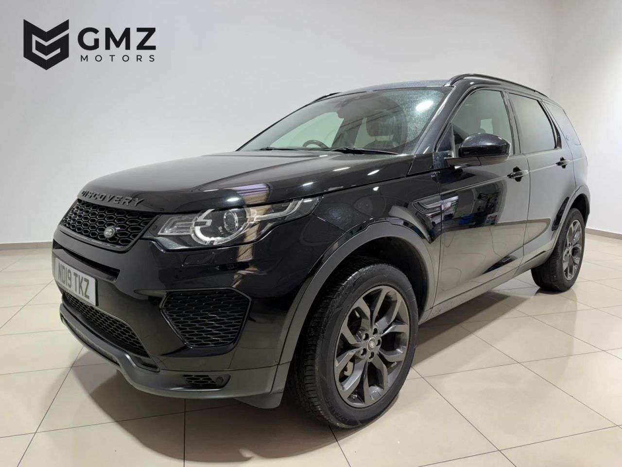 A 2019 LAND ROVER DISCOVERY SPORT 2.0 TD4 Landmark SUV 5dr Diesel Auto 4WD Euro 6 (s/s) (180 ps) NATIONWIDE D A 2019 LAND ROVER DISCOVERY SPORT 2.0 TD4 Landmark SUV 5dr Diesel Auto 4WD Euro 6 (s/s) (180 ps) NATIONWIDE D