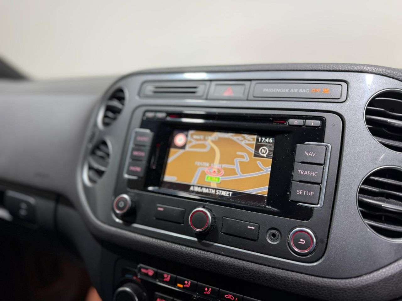 2015 VOLKSWAGEN TIGUAN 2015 VOLKSWAGEN TIGUAN