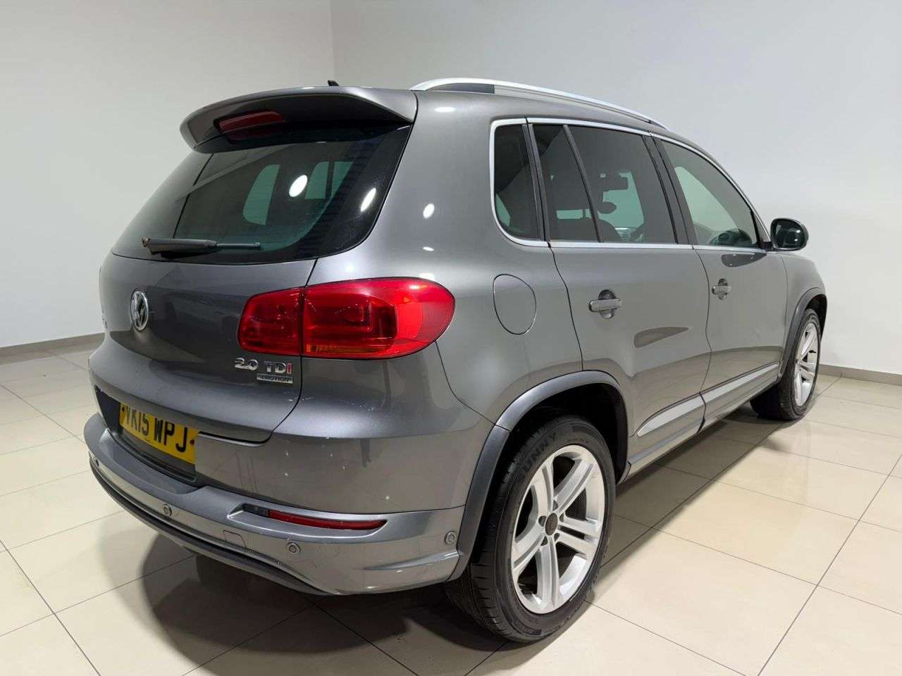 2015 VOLKSWAGEN TIGUAN 2015 VOLKSWAGEN TIGUAN