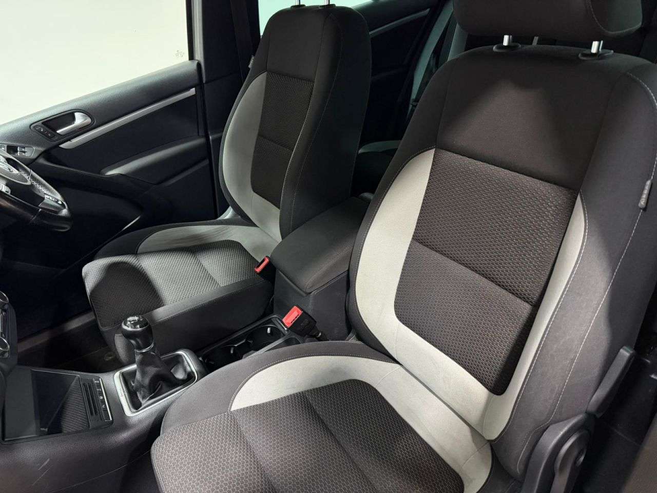 2015 VOLKSWAGEN TIGUAN 2015 VOLKSWAGEN TIGUAN