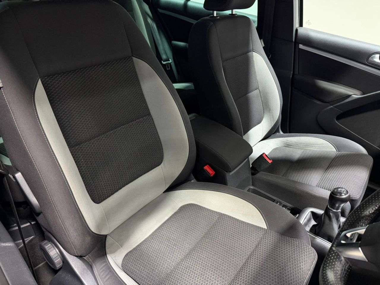 2015 VOLKSWAGEN TIGUAN 2015 VOLKSWAGEN TIGUAN