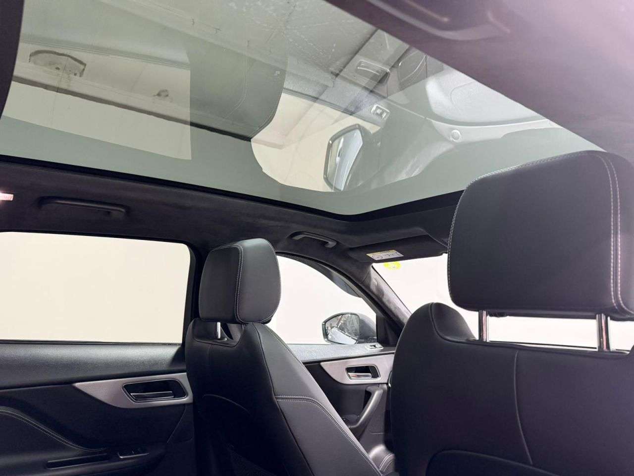 2018 JAGUAR F-PACE 2018 JAGUAR F-PACE