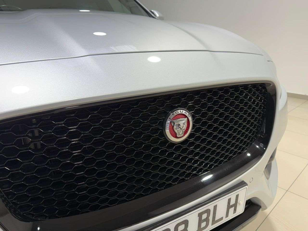 2018 JAGUAR F-PACE 2018 JAGUAR F-PACE