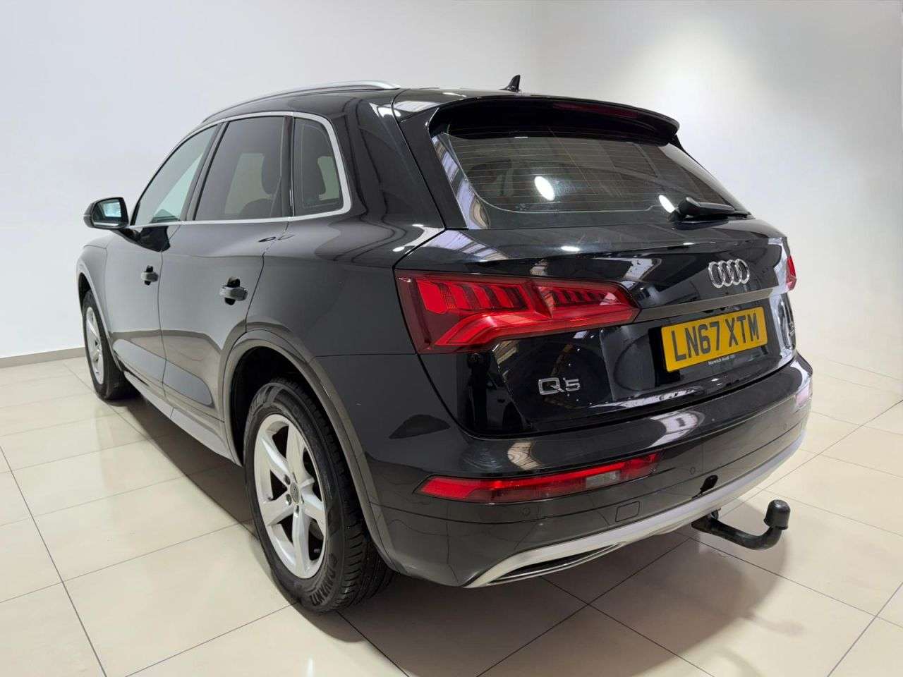 2017 AUDI Q5 2017 AUDI Q5