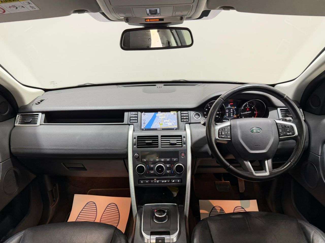 A 2018 LAND ROVER DISCOVERY SPORT 2.0 TD4 HSE SUV 5dr Diesel Auto 4WD Euro 6 (s/s) (180 ps) NATIONWIDE DELIVE A 2018 LAND ROVER DISCOVERY SPORT 2.0 TD4 HSE SUV 5dr Diesel Auto 4WD Euro 6 (s/s) (180 ps) NATIONWIDE DELIVE