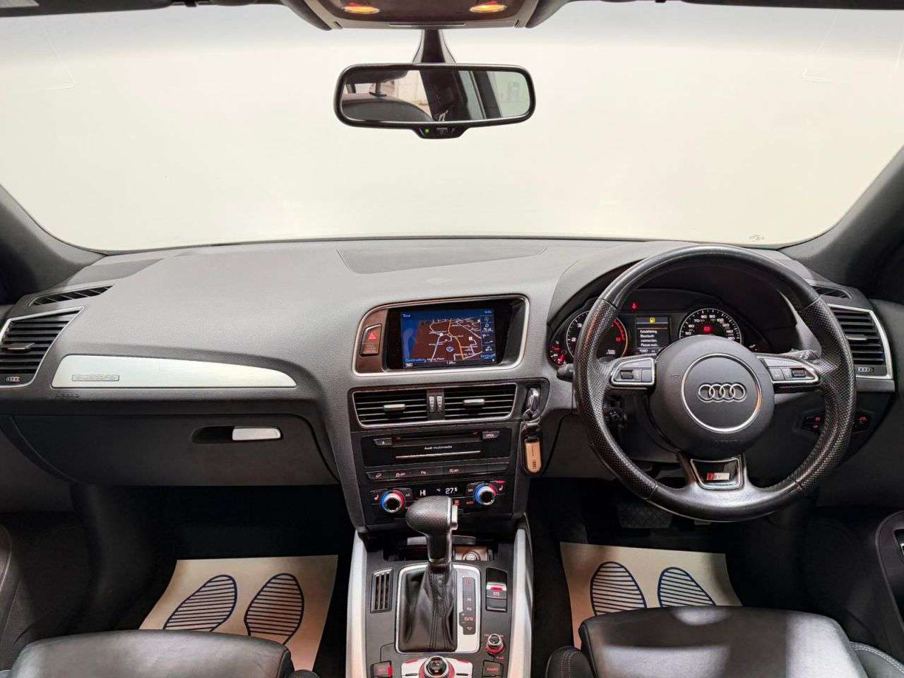 A 2017 AUDI Q5 2.0 TDI S line Plus SUV 5dr Diesel S Tronic quattro Euro 6 (s/s) (190 ps) N A 2017 AUDI Q5 2.0 TDI S line Plus SUV 5dr Diesel S Tronic quattro Euro 6 (s/s) (190 ps) N