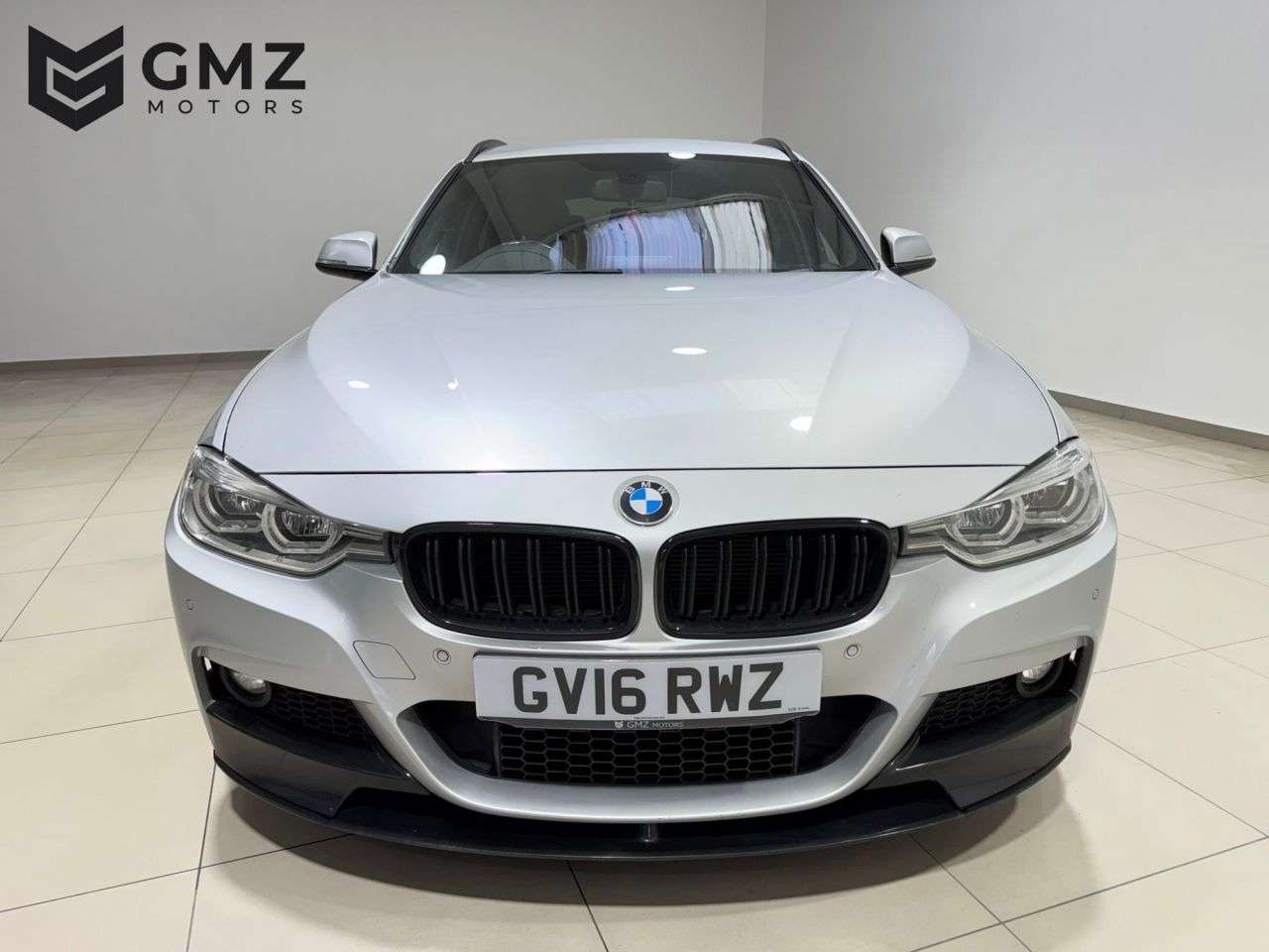 A 2016 BMW 3 SERIES 3.0 335d M Sport Touring 5dr Diesel Auto xDrive Euro 6 (s/s) (313 ps) NATIO A 2016 BMW 3 SERIES 3.0 335d M Sport Touring 5dr Diesel Auto xDrive Euro 6 (s/s) (313 ps) NATIO