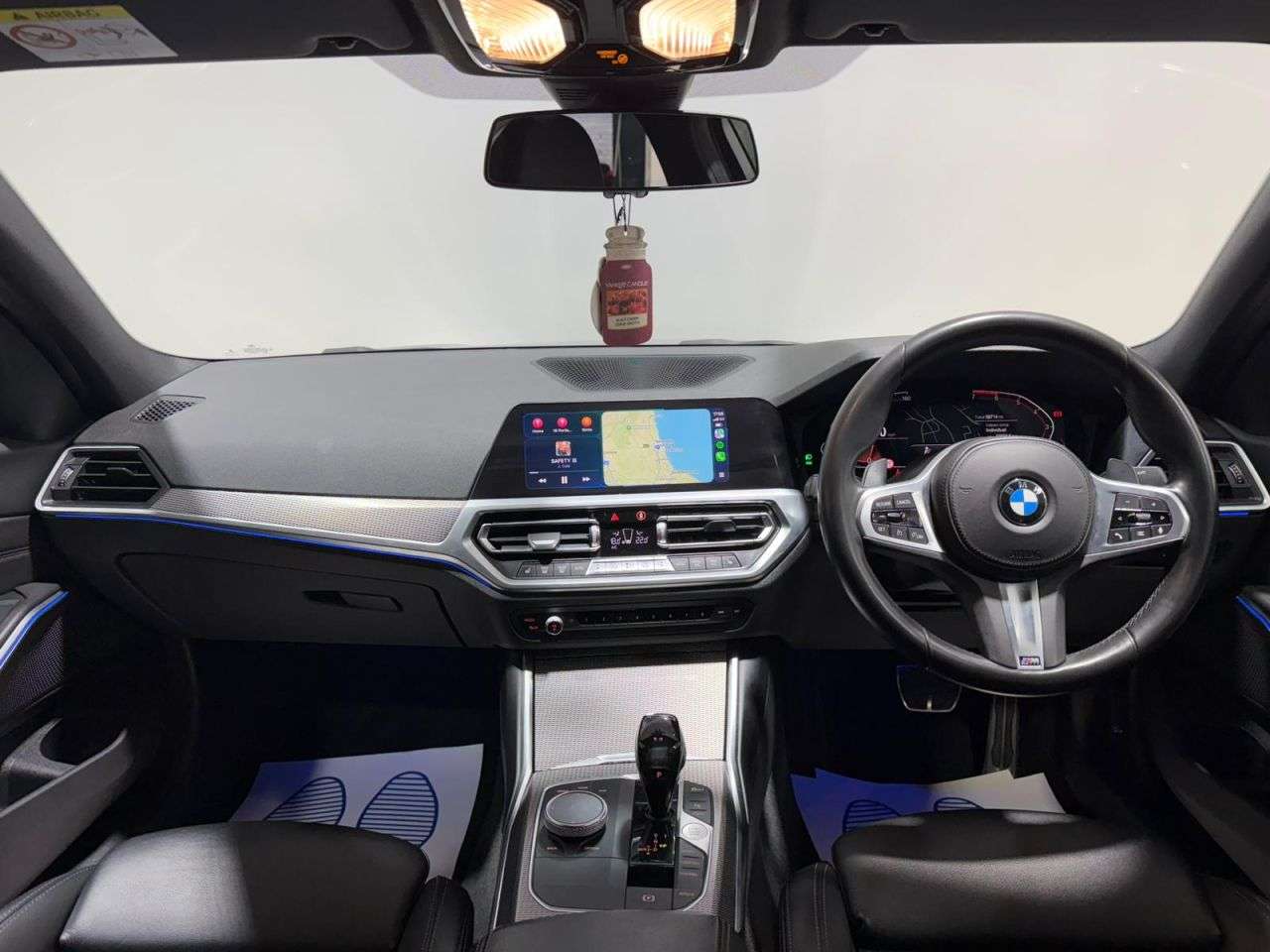 A 2019 BMW 3 SERIES 2.0 320i M Sport Saloon 4dr Petrol Auto Euro 6 (s/s) (184 ps) NATIONWIDE DE A 2019 BMW 3 SERIES 2.0 320i M Sport Saloon 4dr Petrol Auto Euro 6 (s/s) (184 ps) NATIONWIDE DE