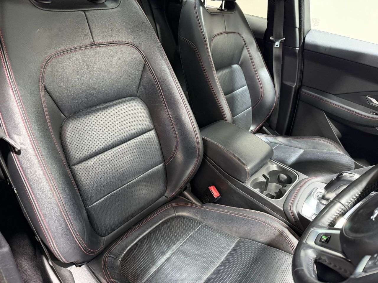 2019 JAGUAR E-PACE 2019 JAGUAR E-PACE