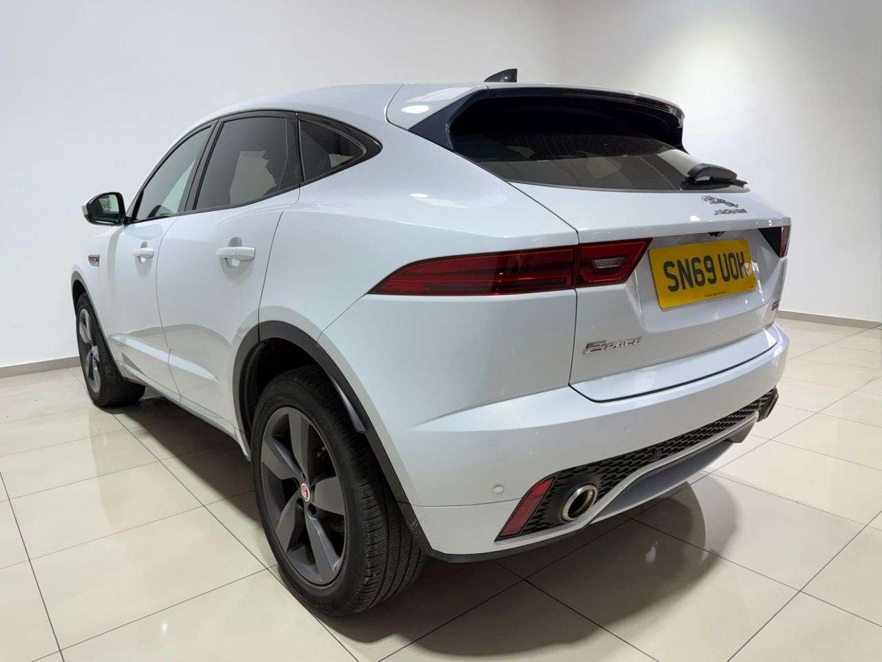 2019 JAGUAR E-PACE 2019 JAGUAR E-PACE