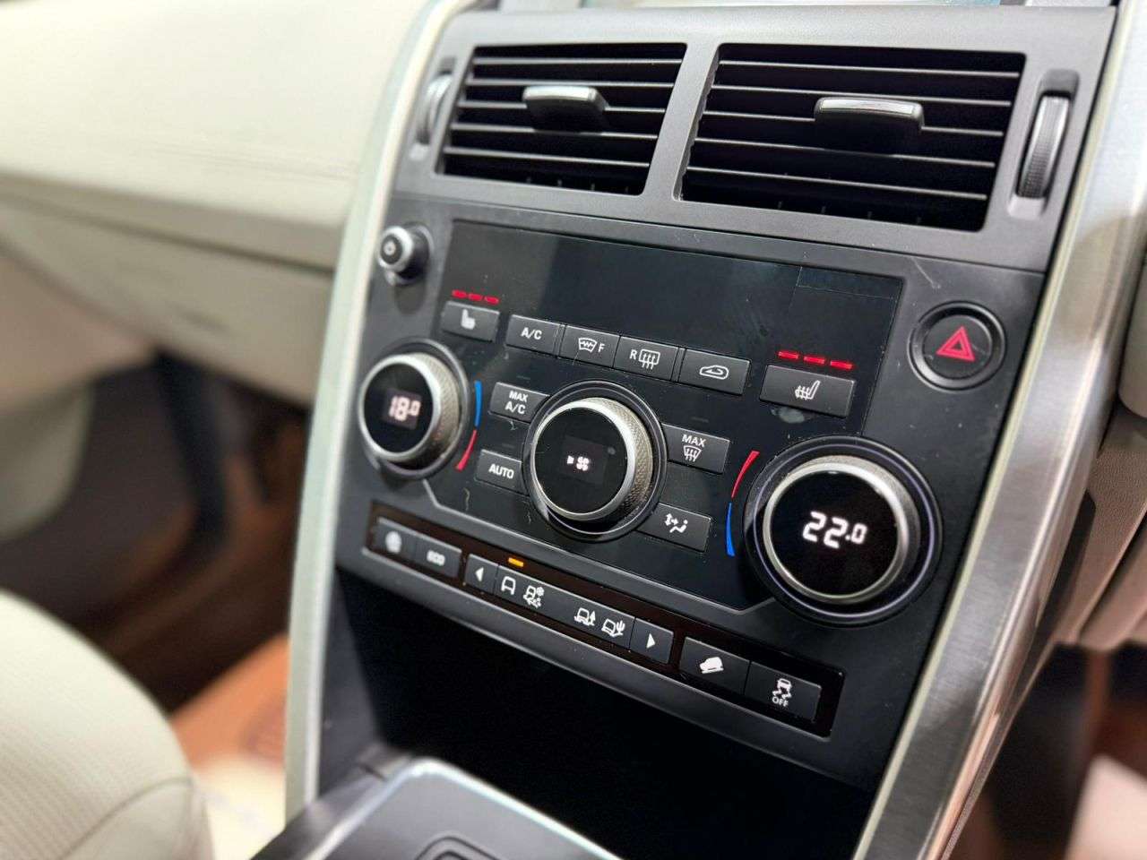 2019 LAND ROVER DISCOVERY SPORT 2019 LAND ROVER DISCOVERY SPORT