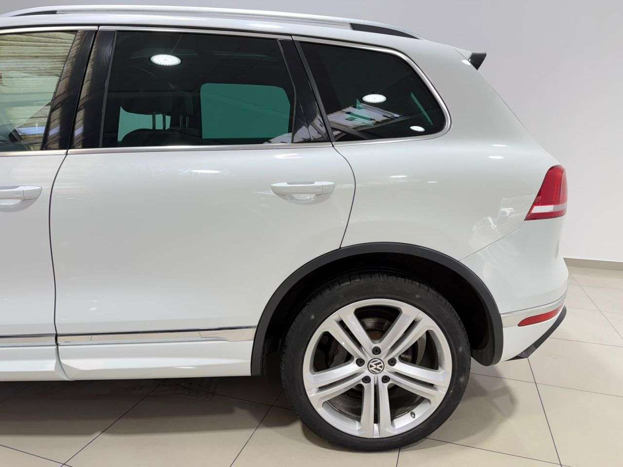 2017 VOLKSWAGEN TOUAREG 2017 VOLKSWAGEN TOUAREG