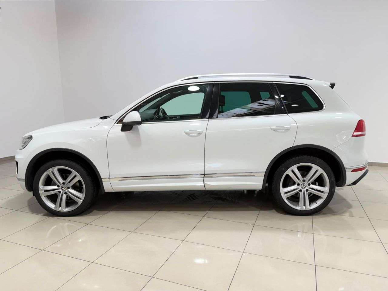 2017 VOLKSWAGEN TOUAREG 2017 VOLKSWAGEN TOUAREG