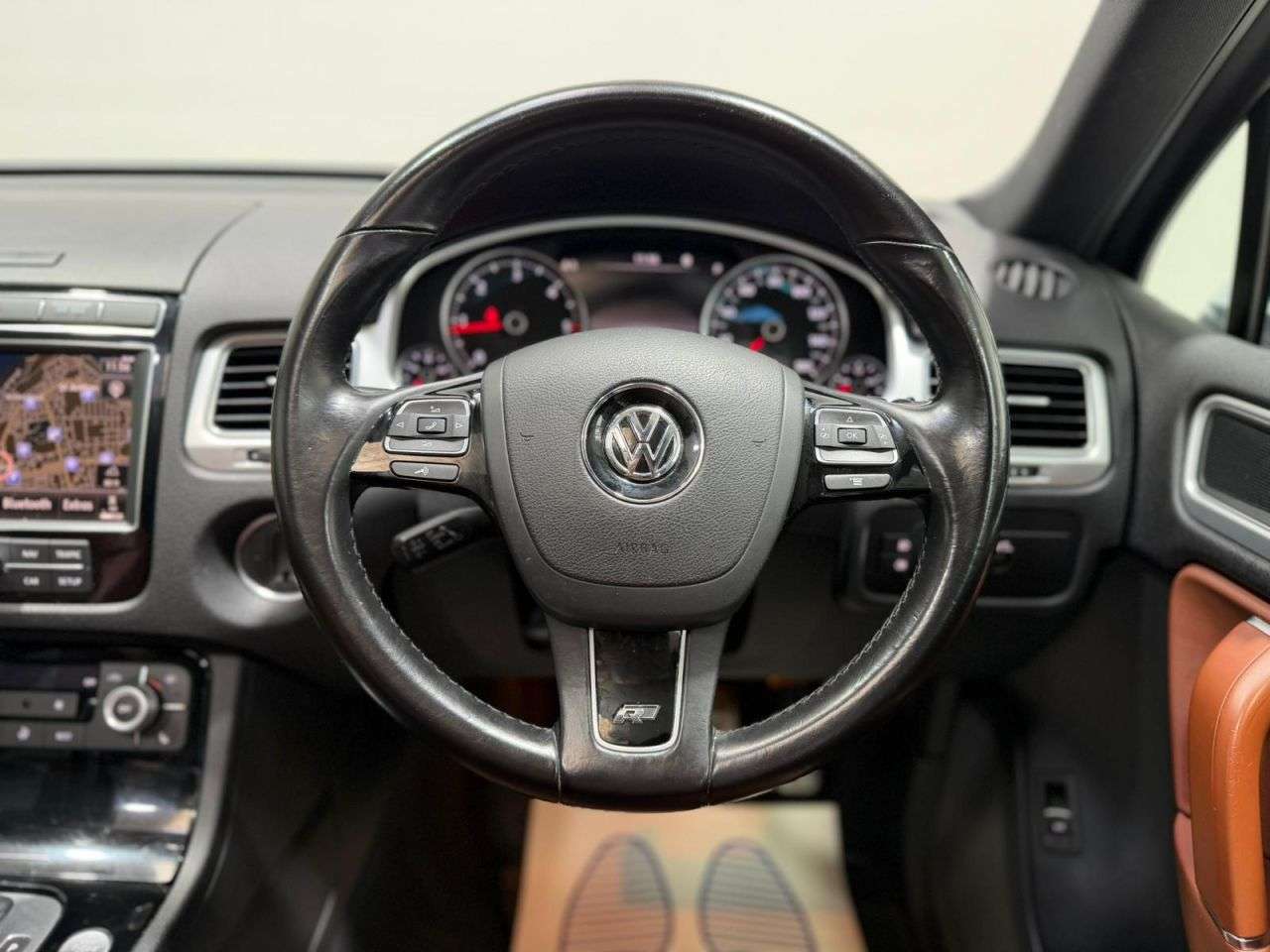 2017 VOLKSWAGEN TOUAREG 2017 VOLKSWAGEN TOUAREG