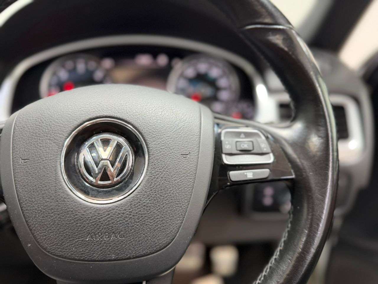 2017 VOLKSWAGEN TOUAREG 2017 VOLKSWAGEN TOUAREG